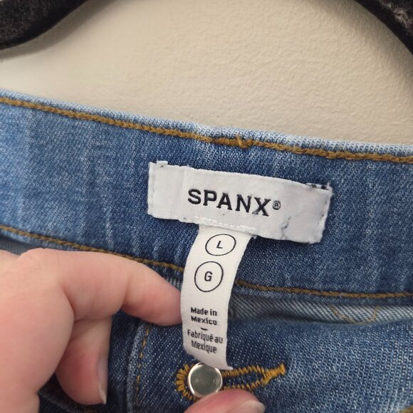 SPANX Wide Leg Denim Jeans - Picture 4 of 6